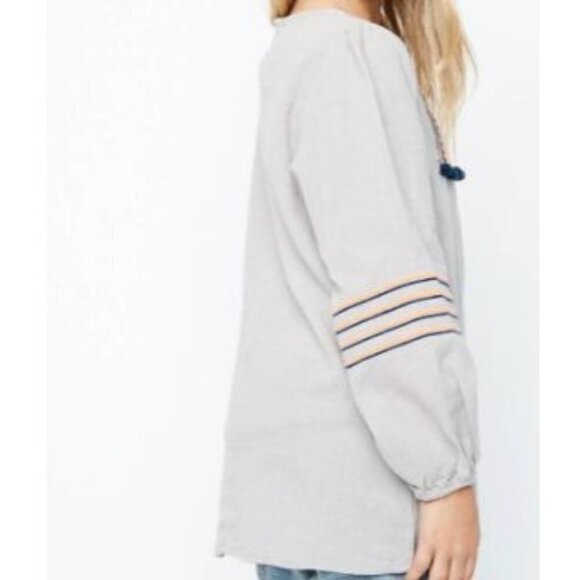 Hayden Size Medium 100% Cotton Gray Embroidered Bohemian Tassel Peasant Top - Picture 2 of 9